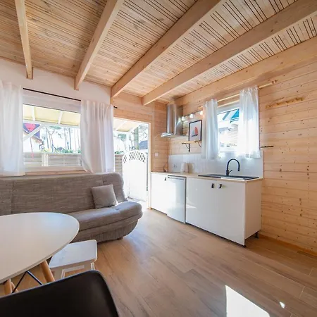 Blekitne Nad Morzem אכסניה מידז'יוודז'י